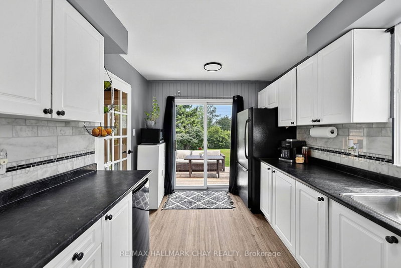 133 Daphne Crescent