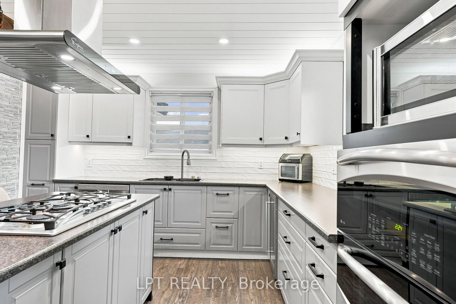 2628 Westshore Crescent • Severn, ON photo 14