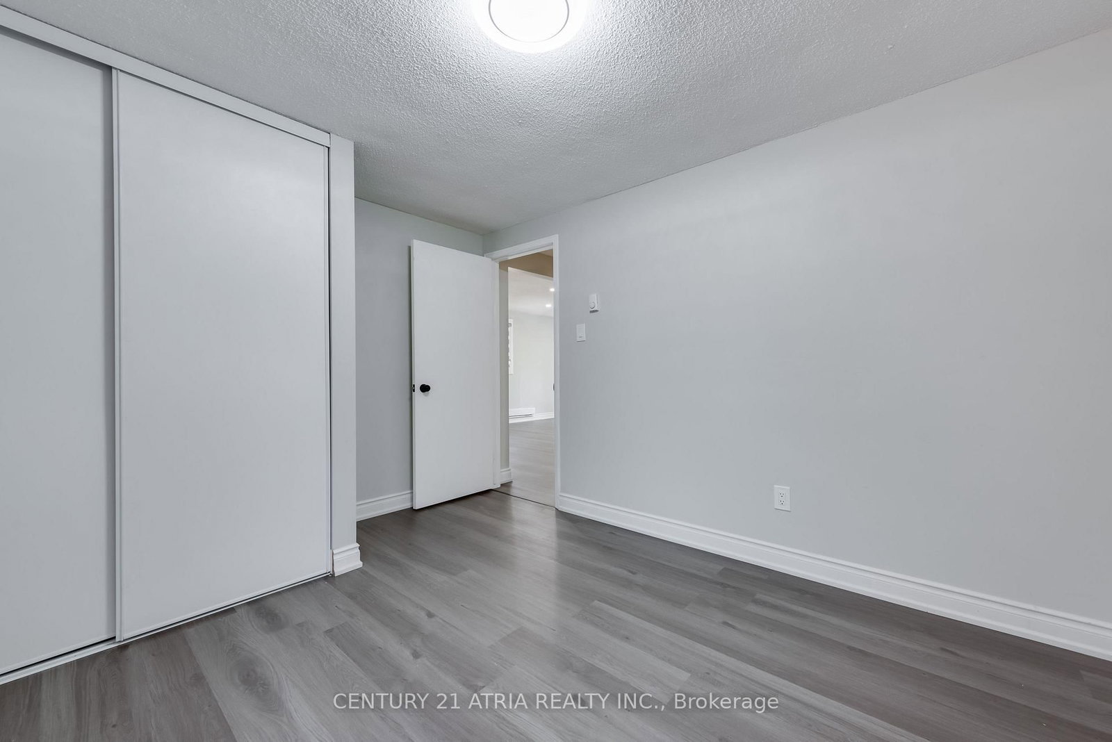 706 Frazer Drive • Midland, ON photo 18