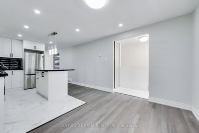 706 Frazer Drive • Midland, ON photo 6