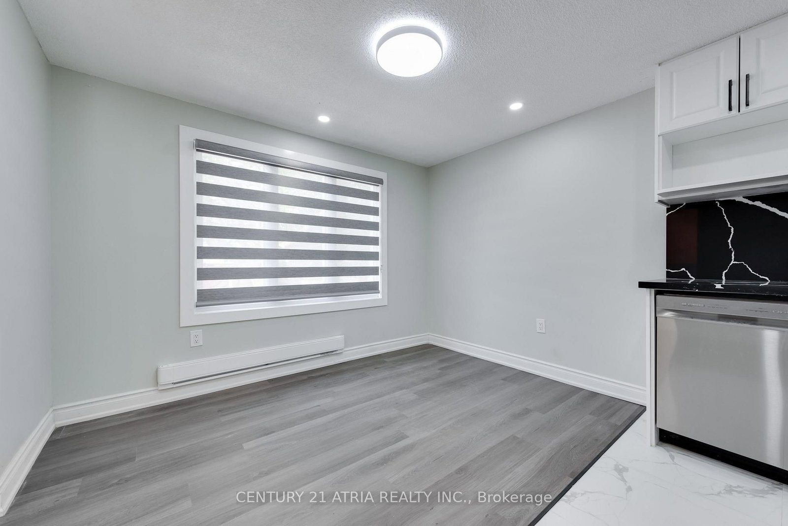 706 Frazer Drive • Midland, ON photo 8