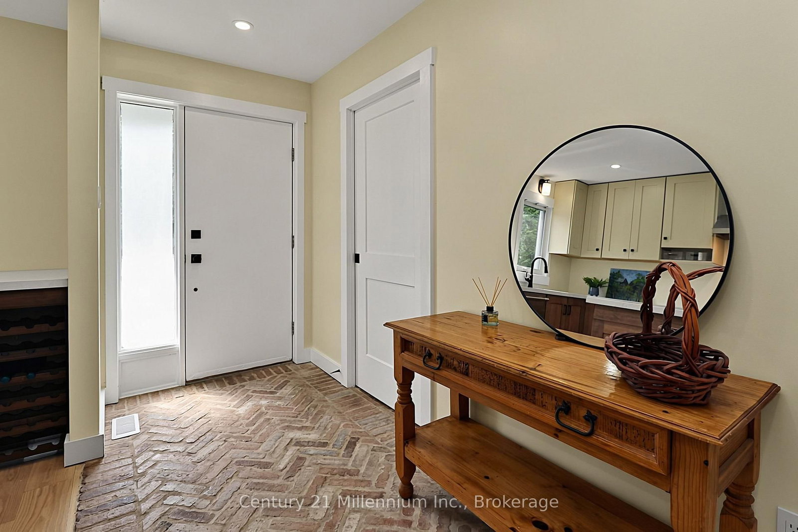 127 Fairway Crescent • #28 • Collingwood, ON photo 2
