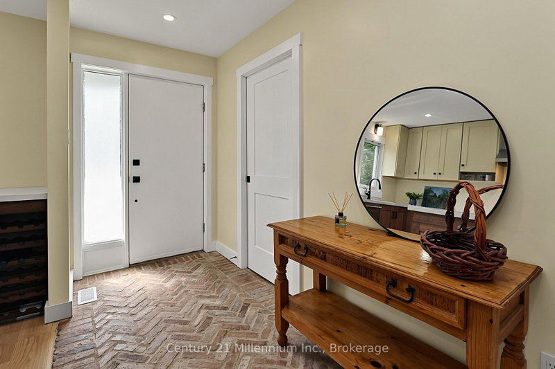28 - 127 Fairway Crescent