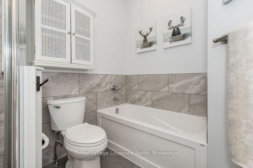 14 Berkshire Avenue • Wasaga Beach, ON photo 21