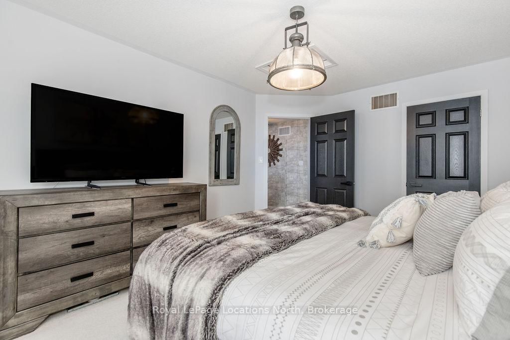 14 Berkshire Avenue • Wasaga Beach, ON photo 27
