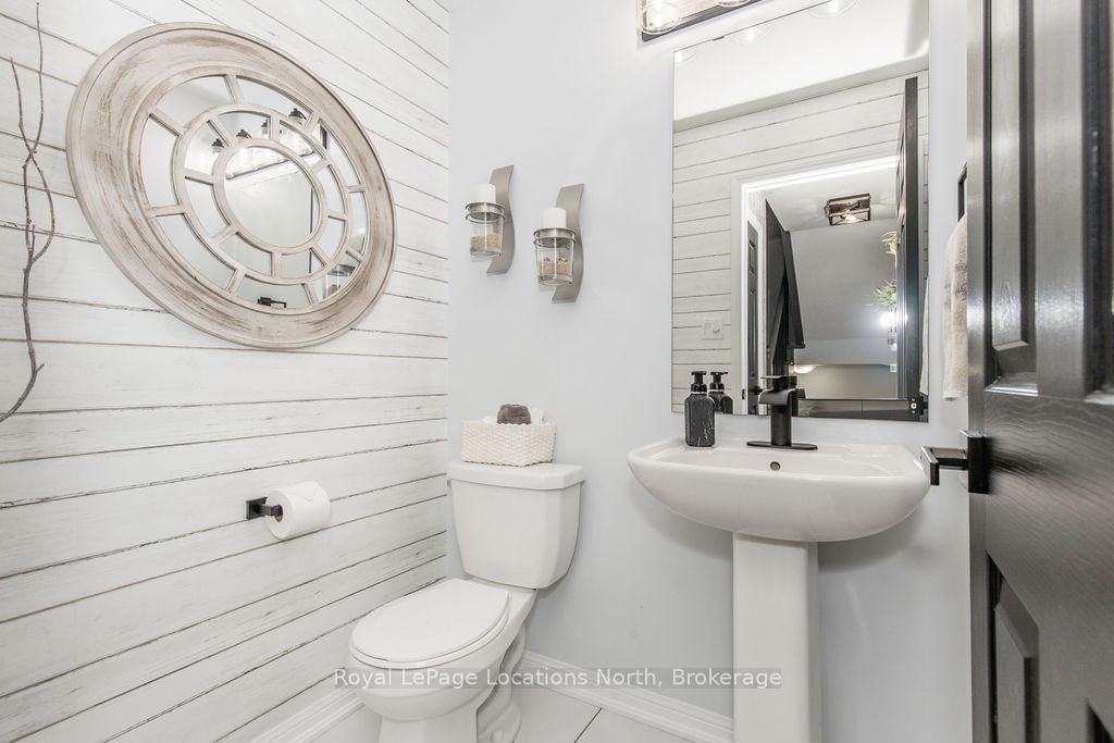 14 Berkshire Avenue • Wasaga Beach, ON photo 9