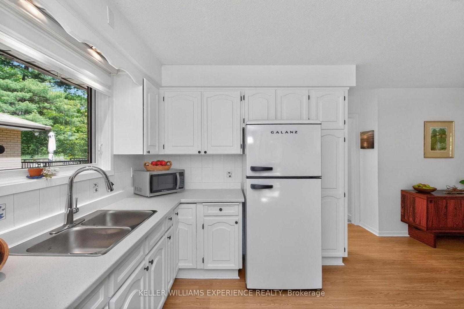 181 Park Road • Tiny, ON photo 12