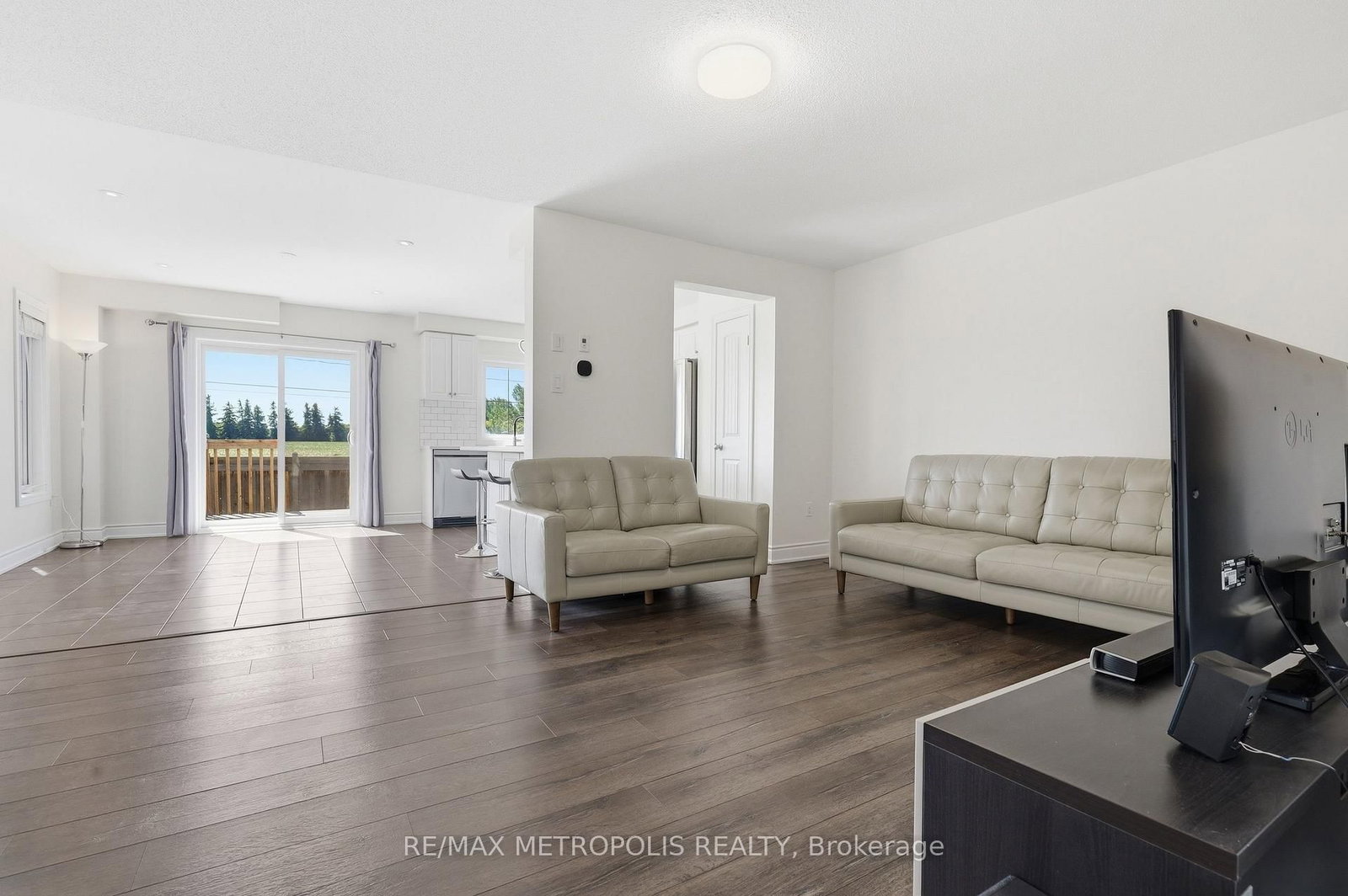 34 Robertson Street • Collingwood, ON photo 16
