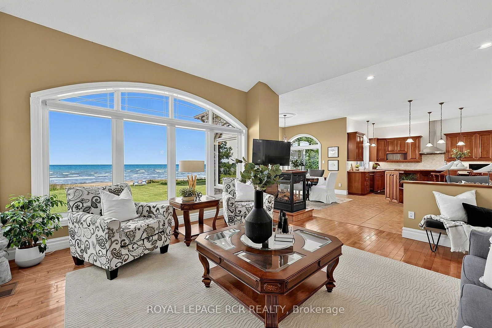 1068 Shore Lane • Wasaga Beach, ON photo 10