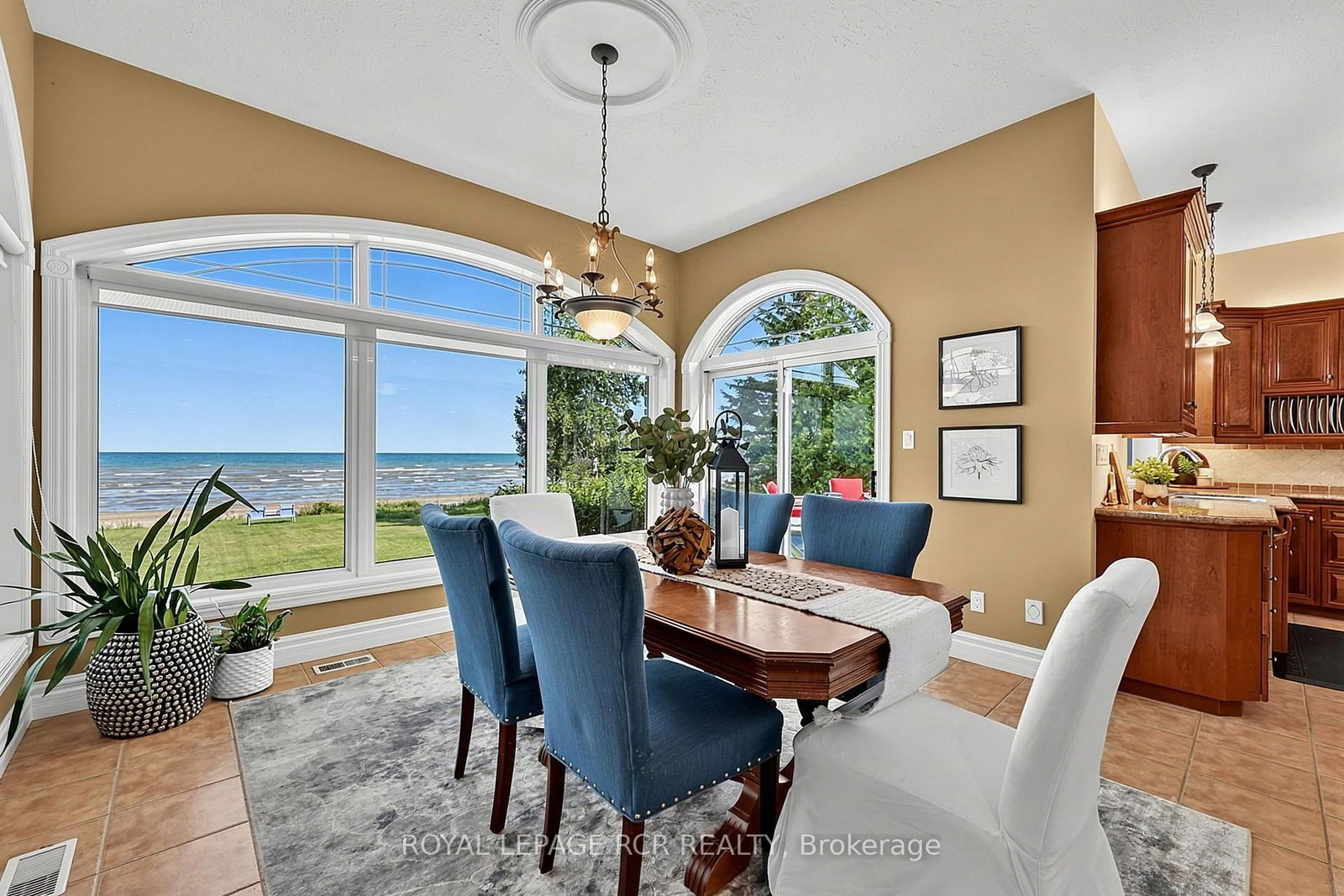 1068 Shore Lane • Wasaga Beach, ON photo 12