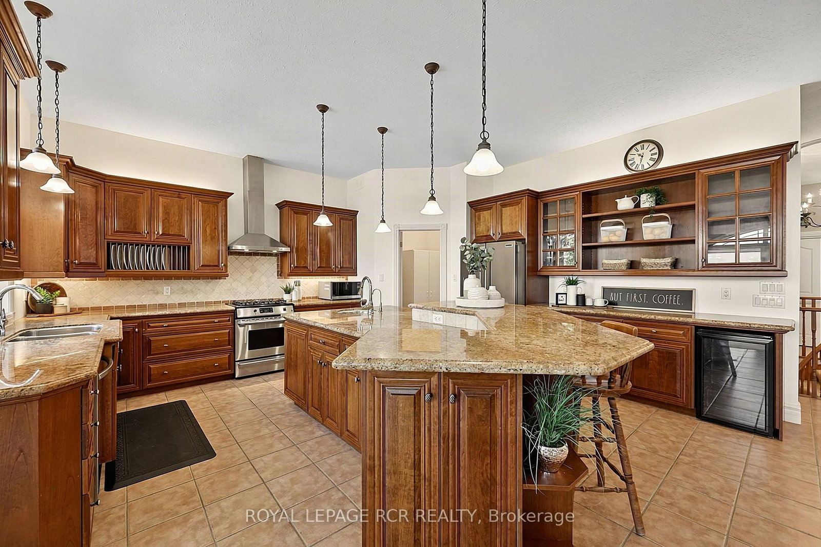 1068 Shore Lane • Wasaga Beach, ON photo 14