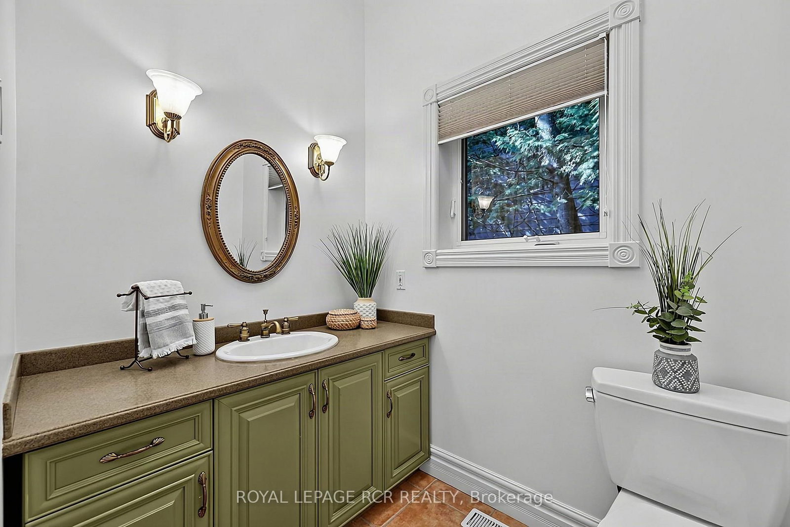 1068 Shore Lane • Wasaga Beach, ON photo 24