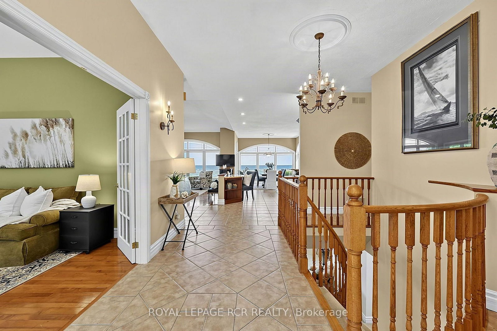 1068 Shore Lane • Wasaga Beach, ON photo 4