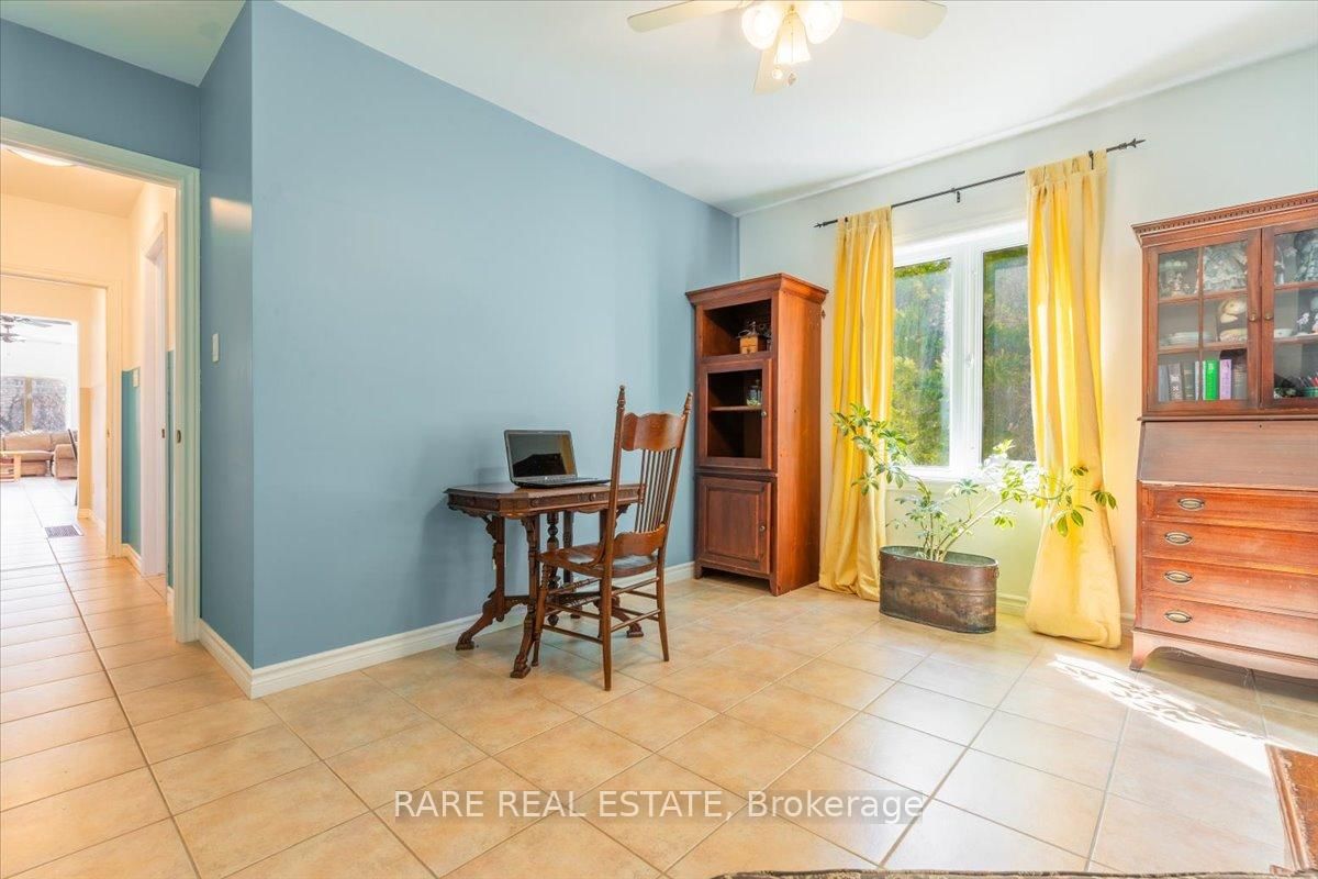 3679 McCarthy Drive • Clearview, ON photo 16