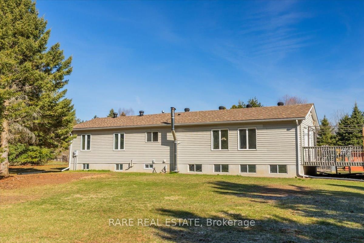 3679 McCarthy Drive • Clearview, ON photo 28