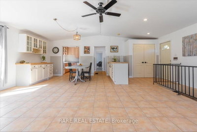 3679 McCarthy Drive • Clearview, ON photo 6