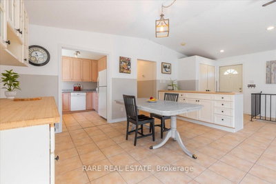 3679 McCarthy Drive • Clearview, ON photo 8