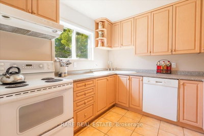 3679 McCarthy Drive • Clearview, ON photo 9