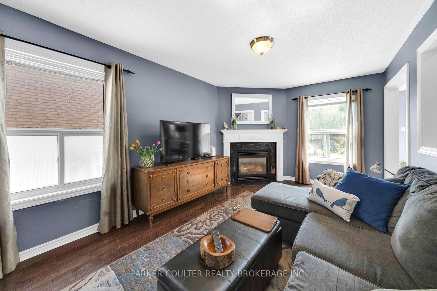 15 Shaina Court • Barrie, ON photo 8