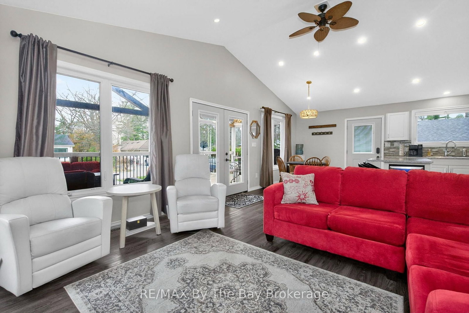 12 5th Lane • Wasaga Beach, ON photo 20