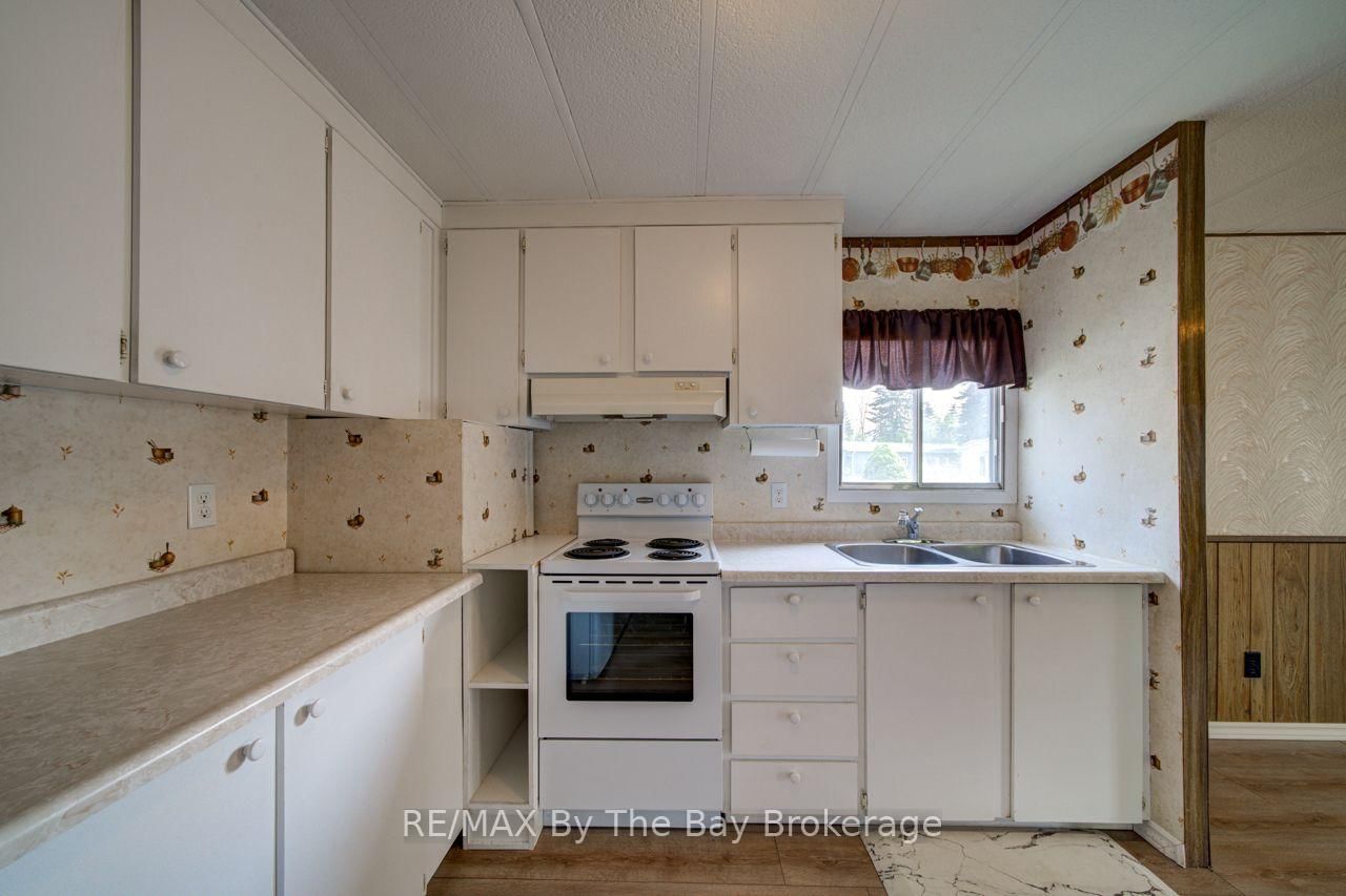 55 Georgian Glen Drive • Wasaga Beach, ON photo 13