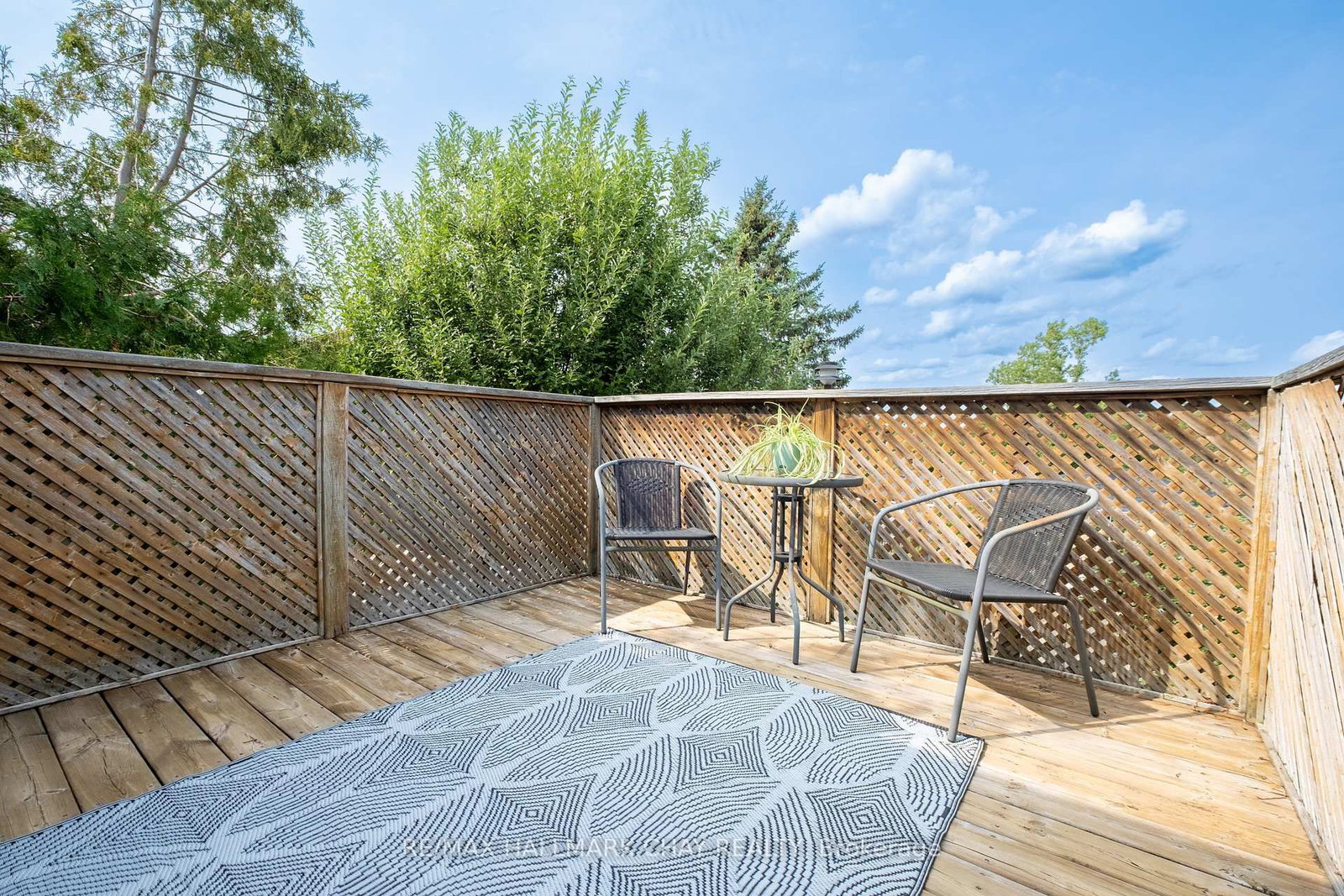 323 Sunnidale Road • Barrie, ON photo 14