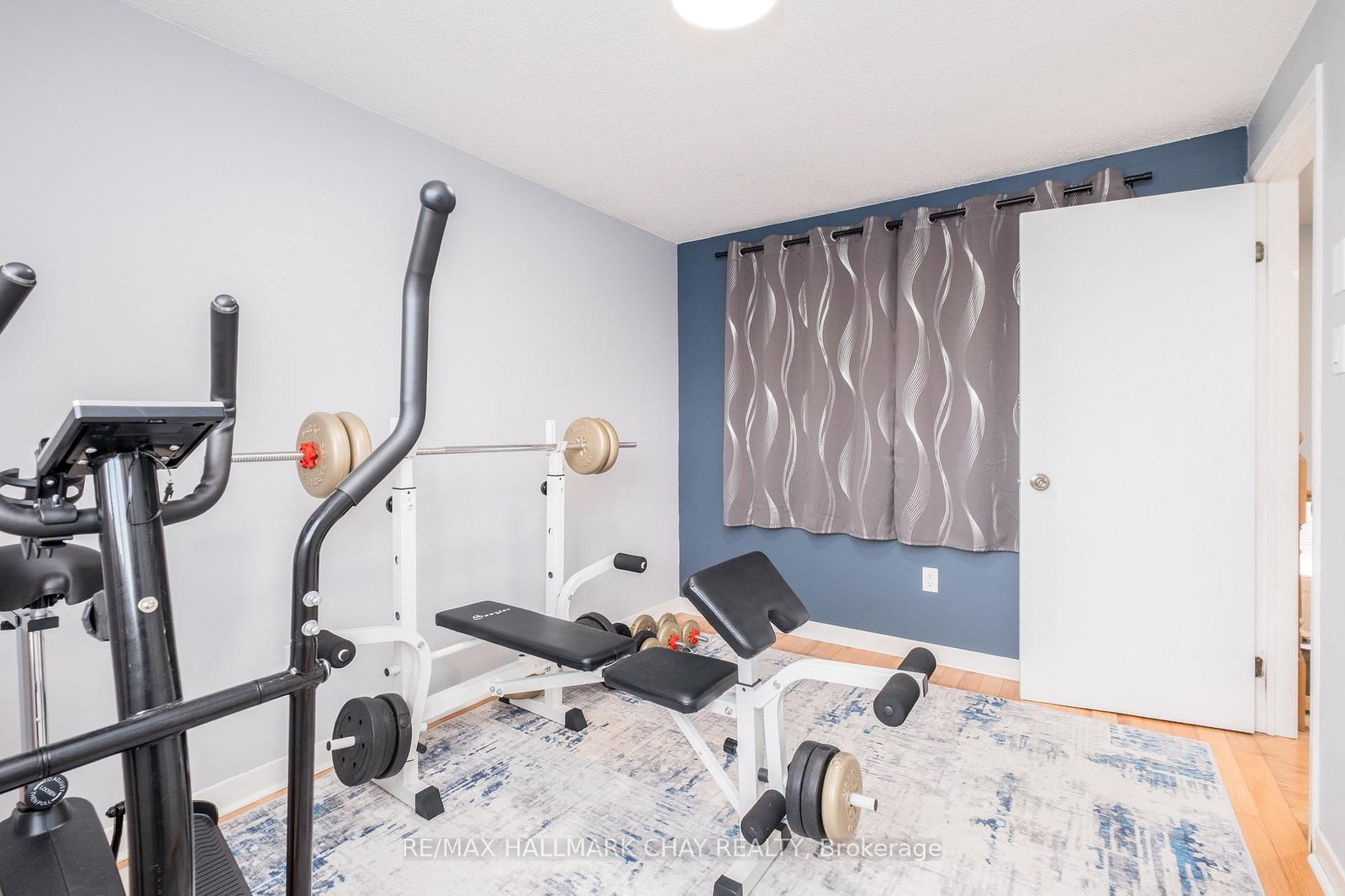 323 Sunnidale Road • Barrie, ON photo 17