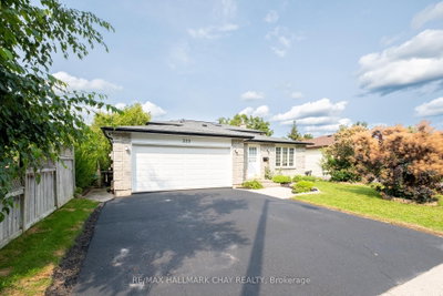 323 Sunnidale Road • Barrie, ON photo 3