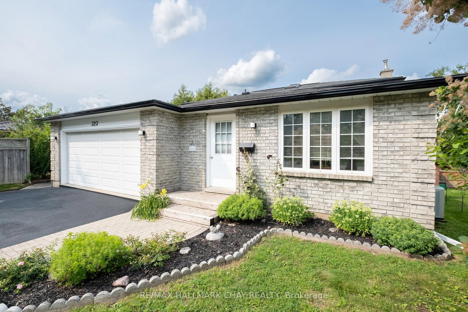 323 Sunnidale Road • Barrie, ON photo 37