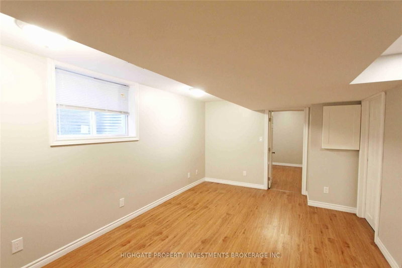 Lower - 80 Hadden Crescent