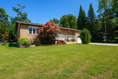 51 Indianola Crescent • Wasaga Beach, ON photo 2