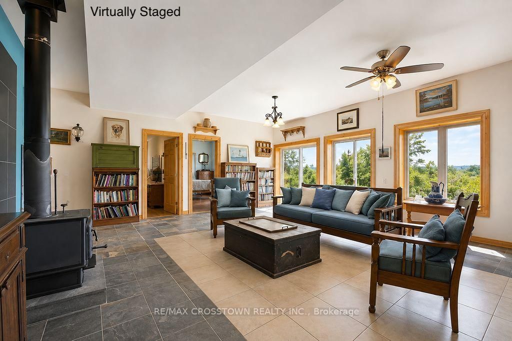 243 Champlain Road • Penetanguishene, ON photo 32