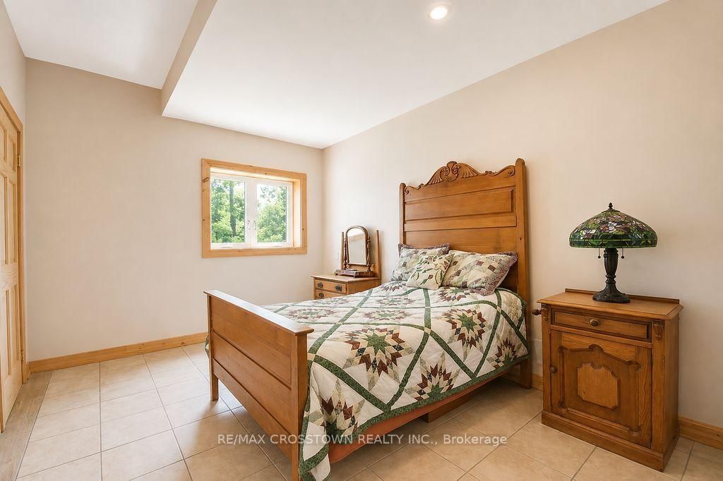 243 Champlain Road • Penetanguishene, ON photo 34