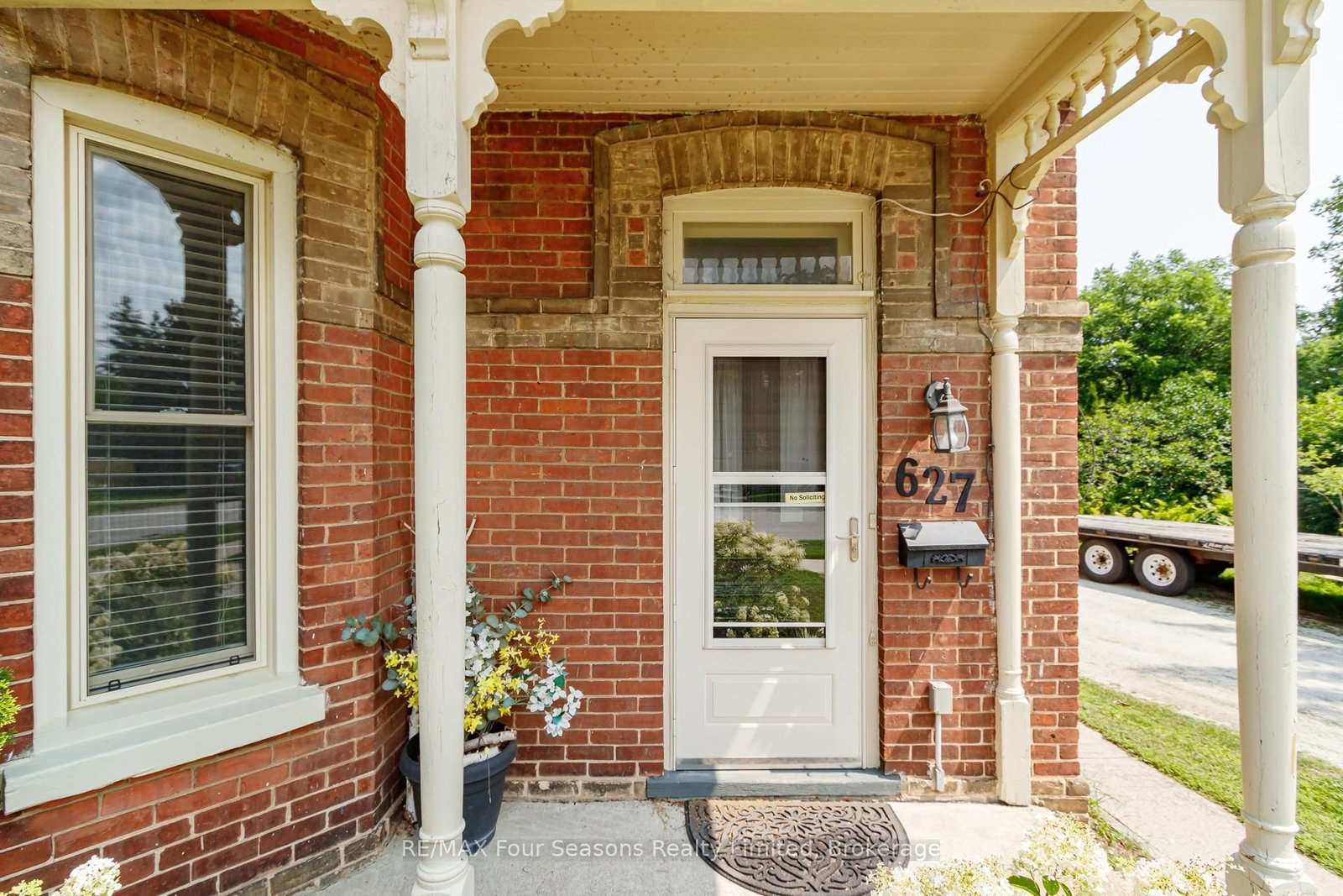 627 Saint Marie Street • Collingwood, ON photo 6
