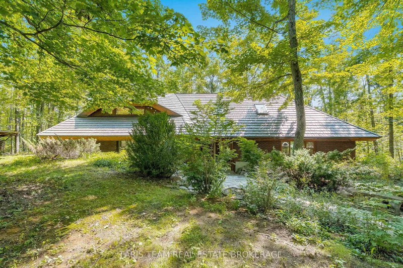 15 Scottdale Drive