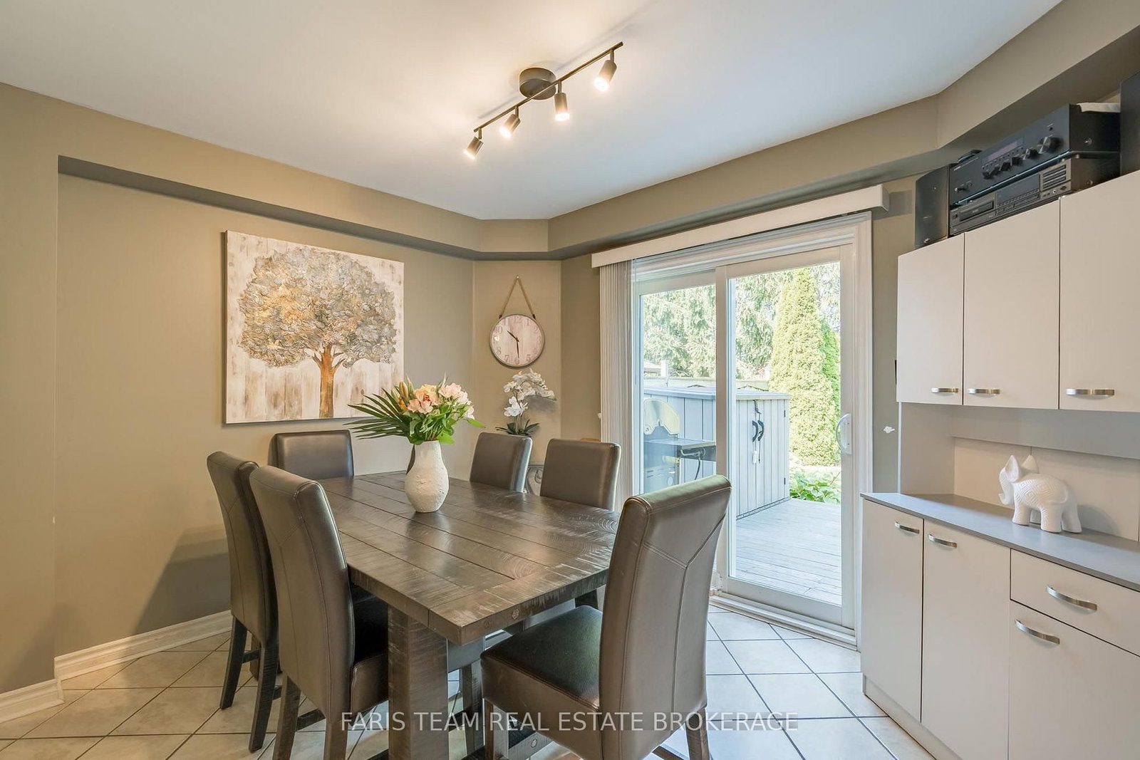 4 Bluegrass Drive • Barrie, ON photo 10