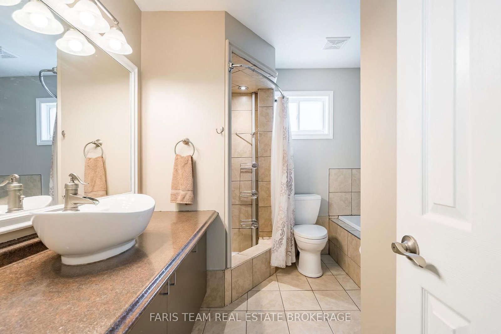 4 Bluegrass Drive • Barrie, ON photo 19