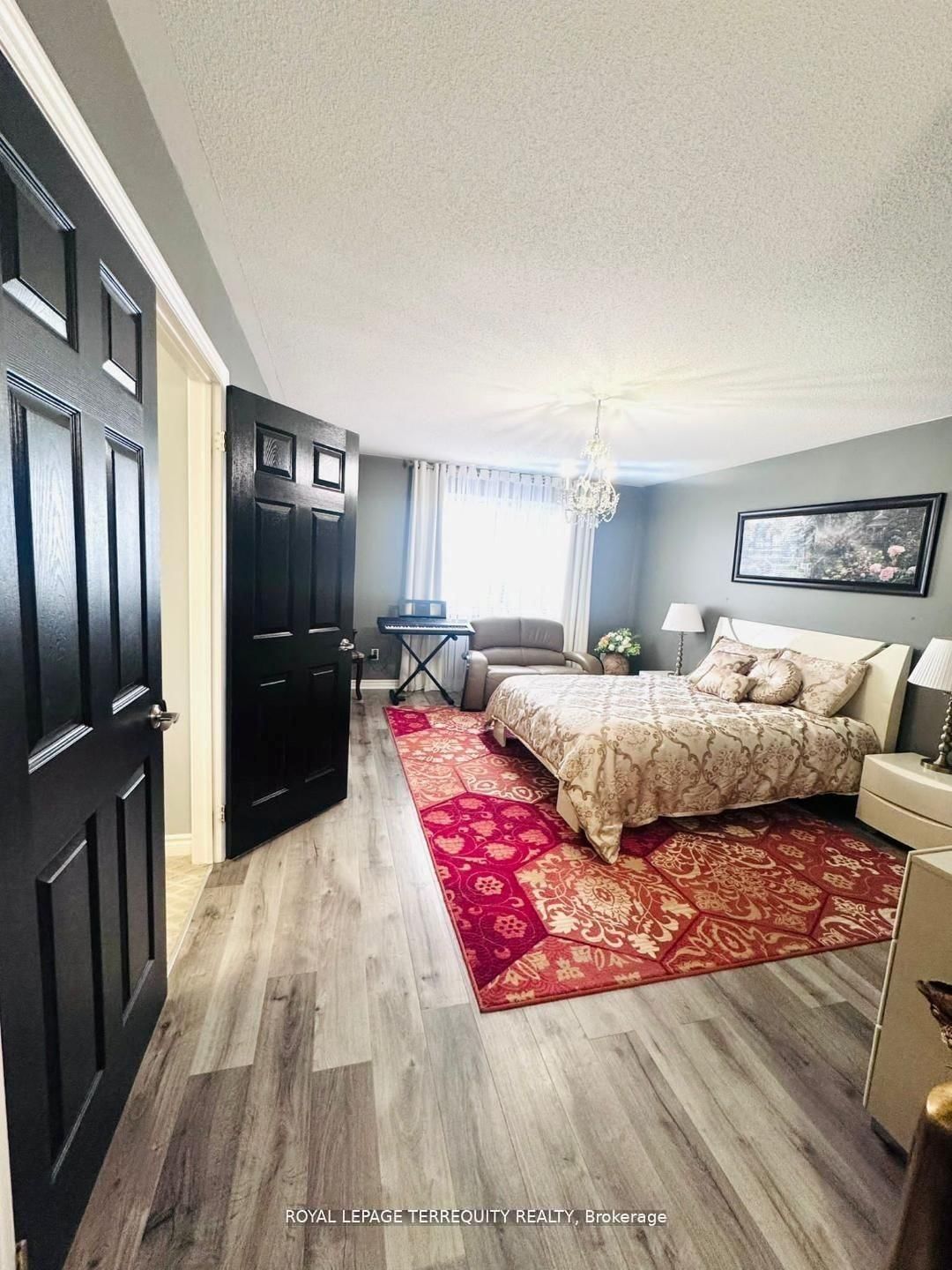 25 Jagges Drive • Barrie, ON photo 18