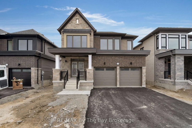 48 Del Ray Crescent
