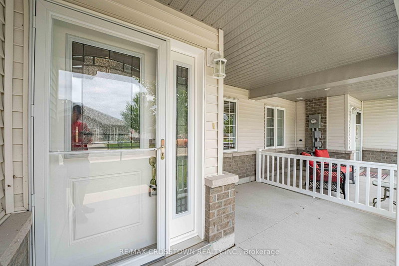 70 Ivy Crescent