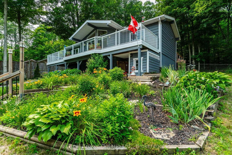 120 Farlain Lake Road W