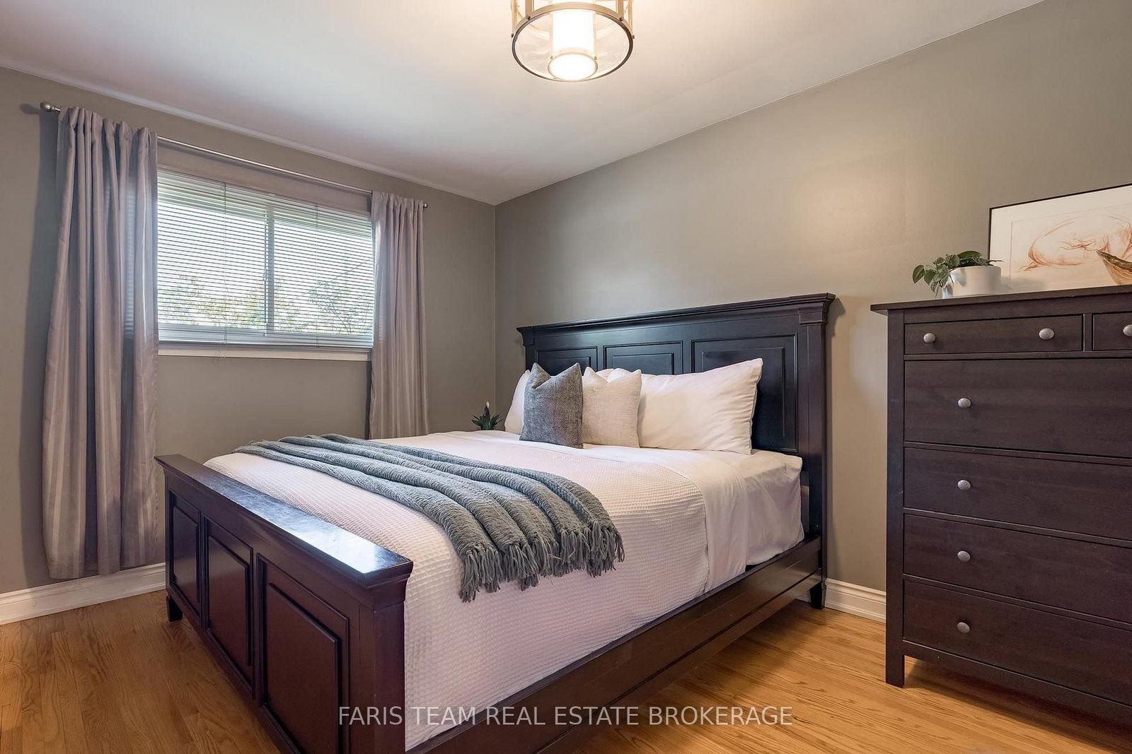 89 Steel Street • Barrie, ON photo 13