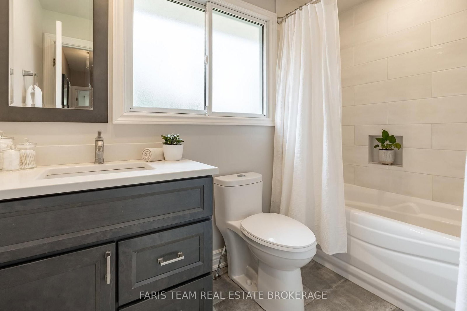 89 Steel Street • Barrie, ON photo 16
