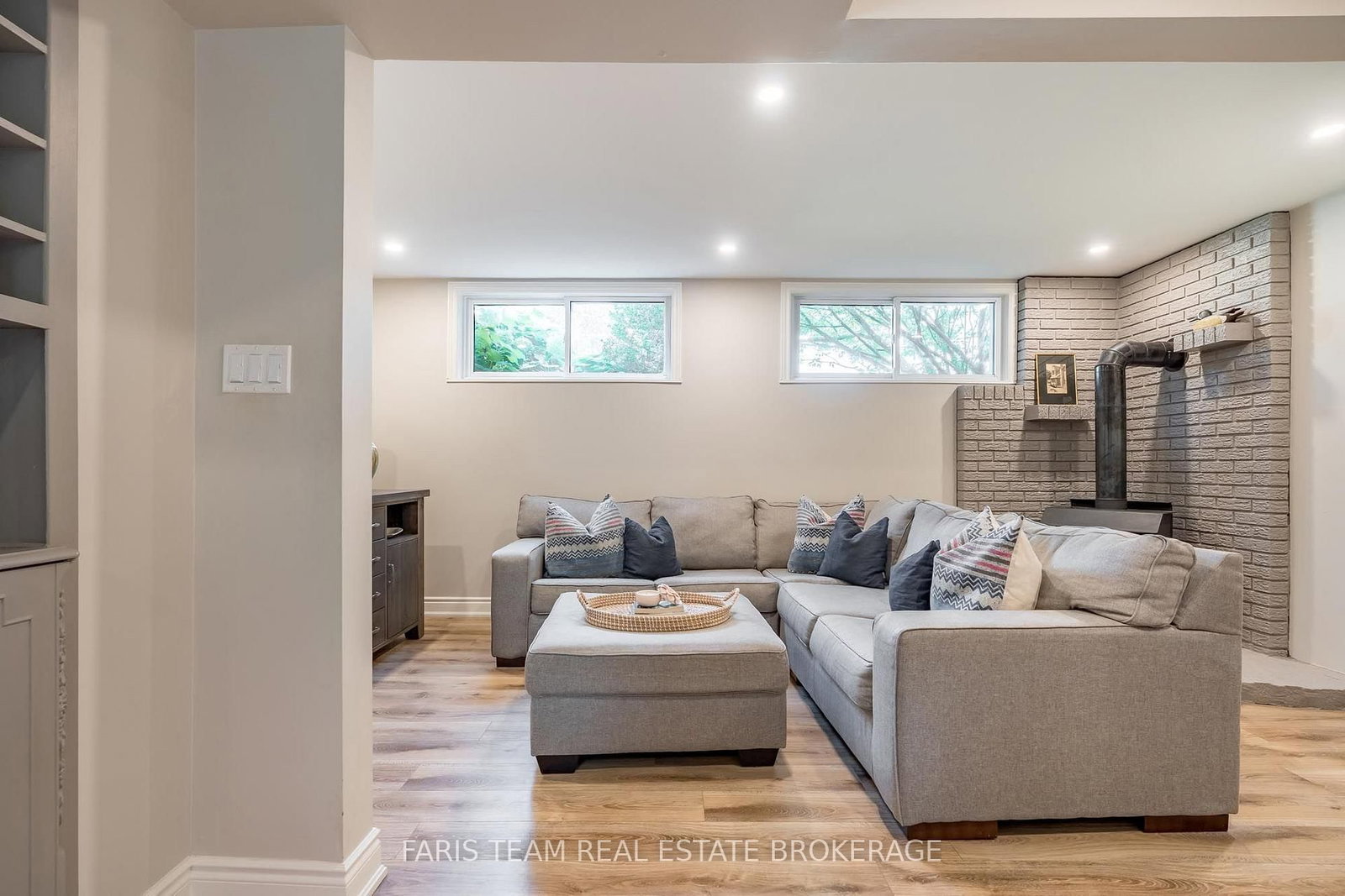 89 Steel Street • Barrie, ON photo 17