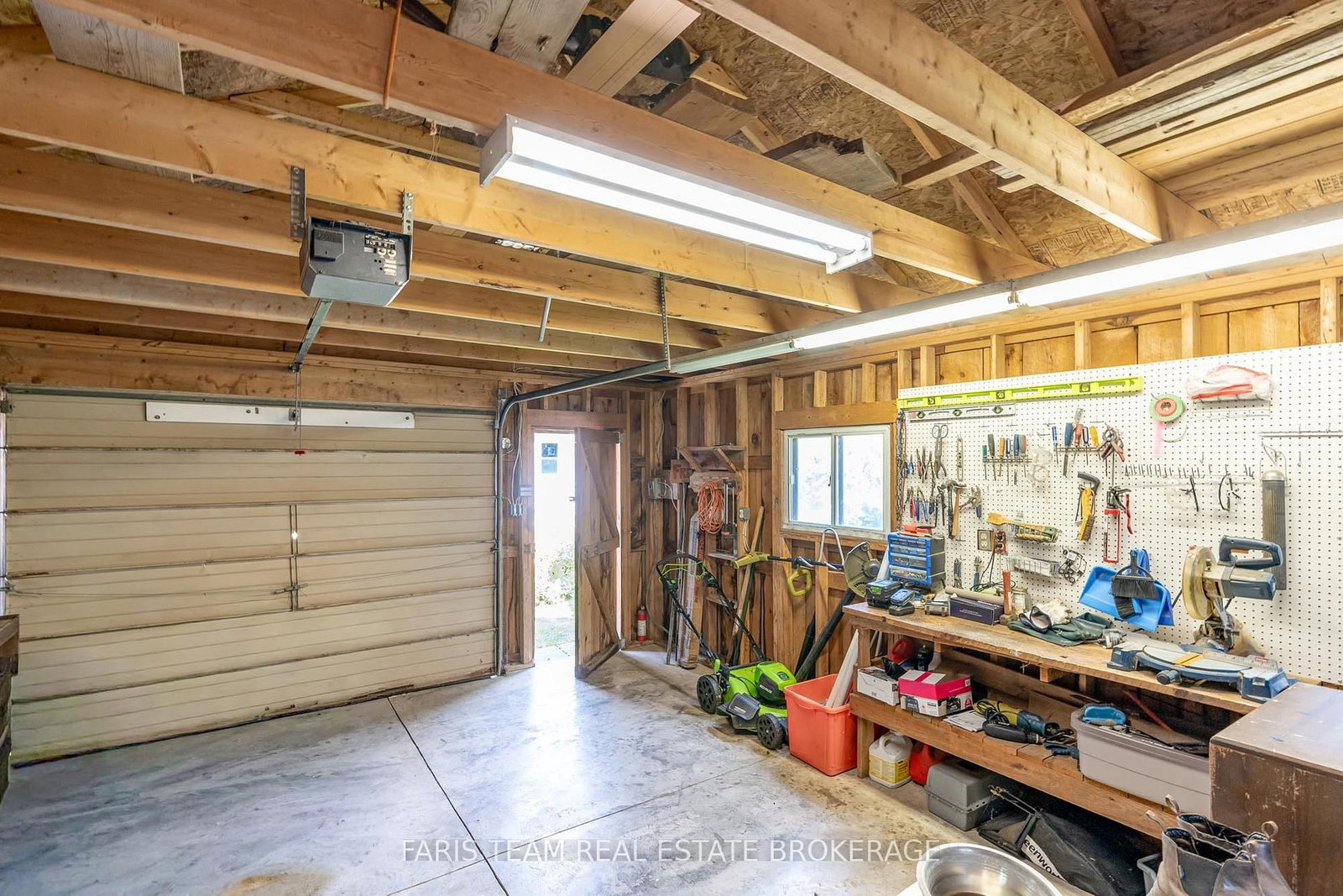 89 Steel Street • Barrie, ON photo 29