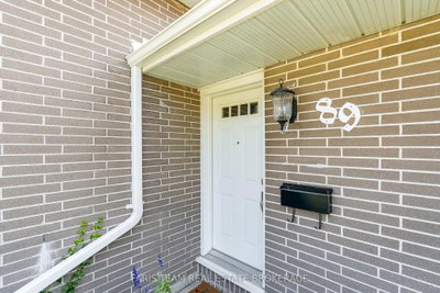 89 Steel Street • Barrie, ON photo 3