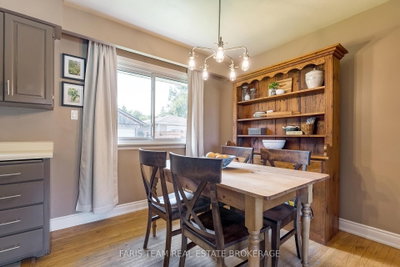89 Steel Street • Barrie, ON photo 9