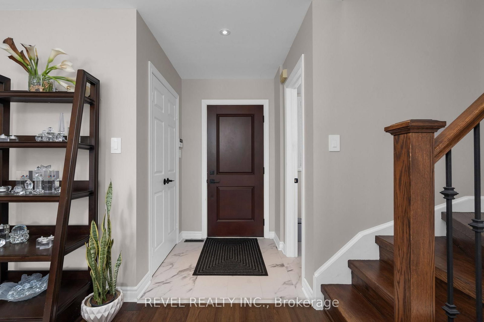 69 Stephanie Lane • Barrie, ON photo 6