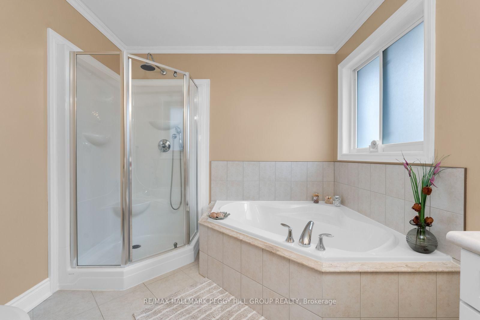 77 Graihawk Drive • Barrie, ON photo 10