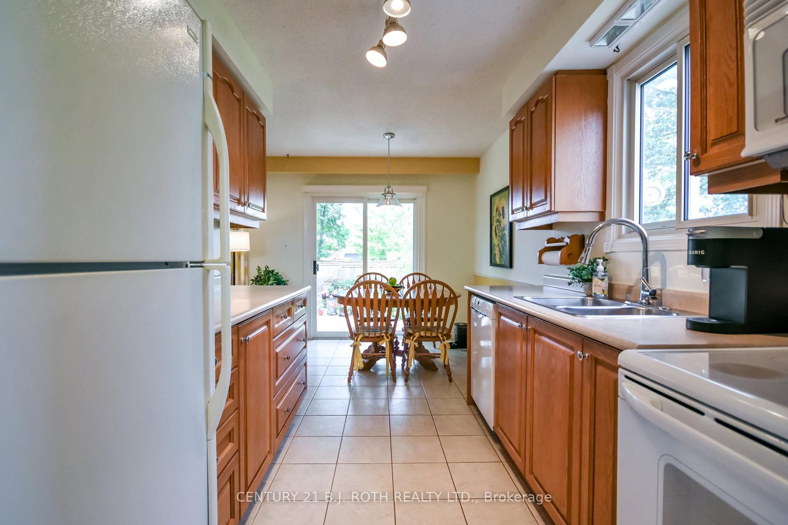 53 Mowat Crescent • Barrie, ON photo 11